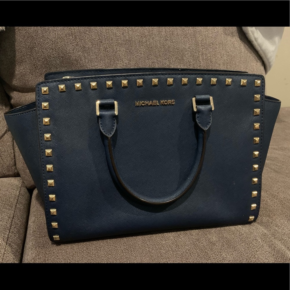 Michael Kors Selma Medium Bag